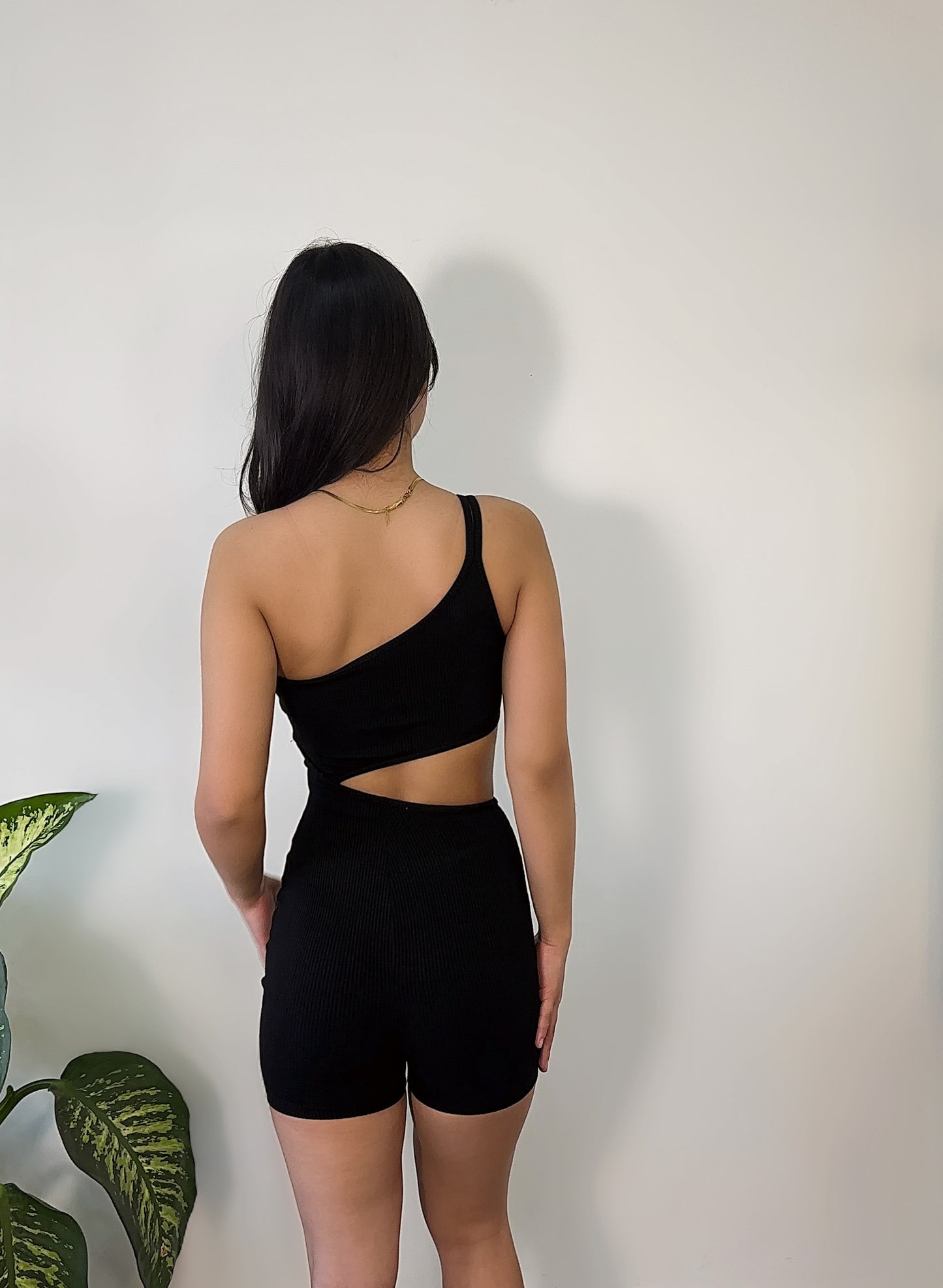 Enterizo short cut out